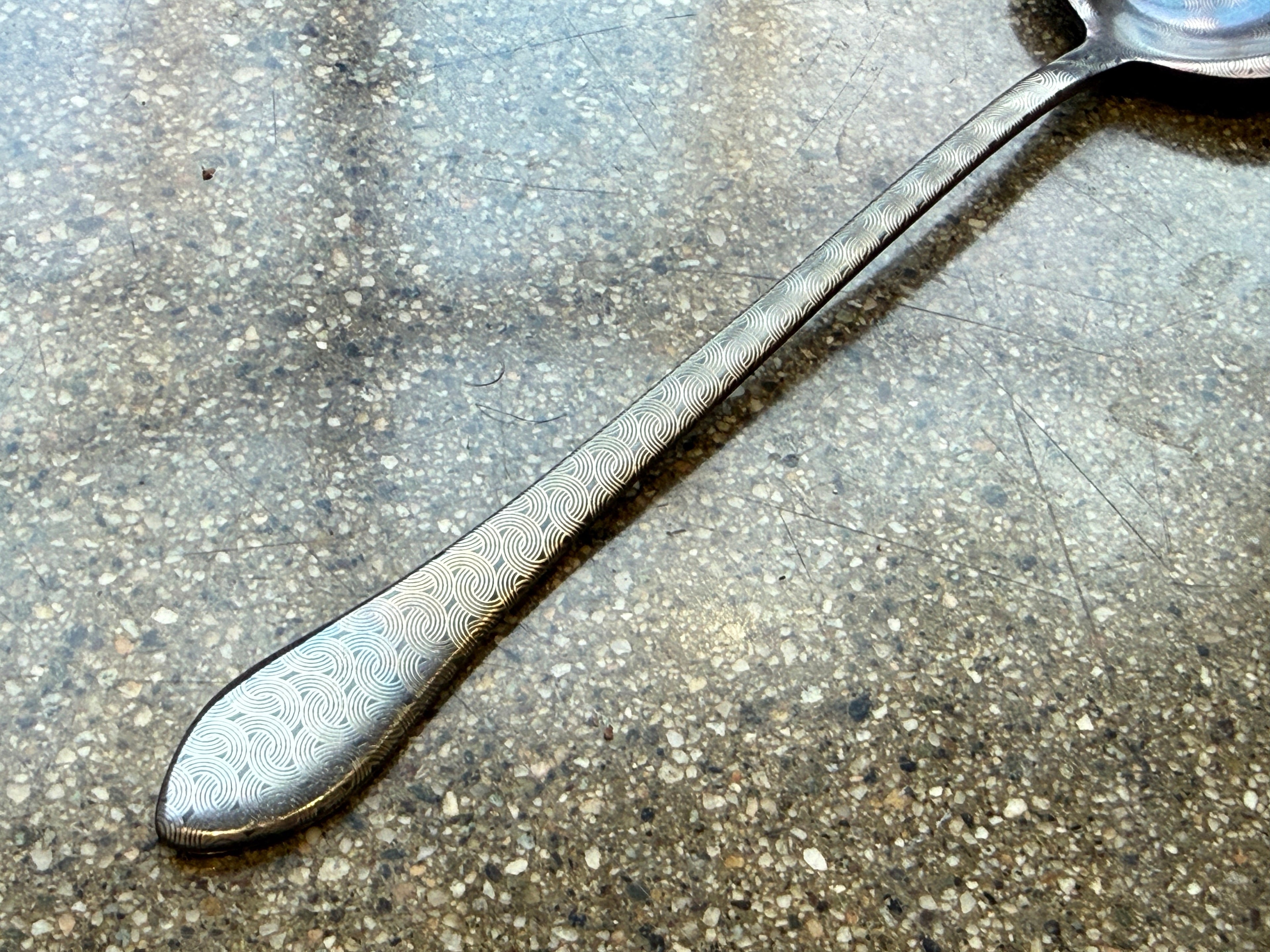Gestura 01 Gunmetal Solid Spoon- Laser Engraved