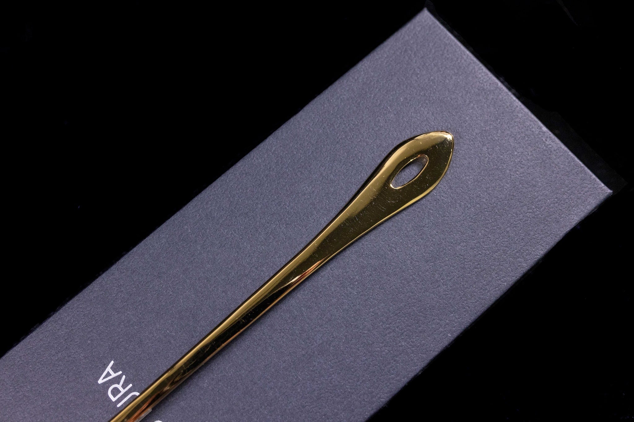 Gestura 00 Gold Slotted Spoon