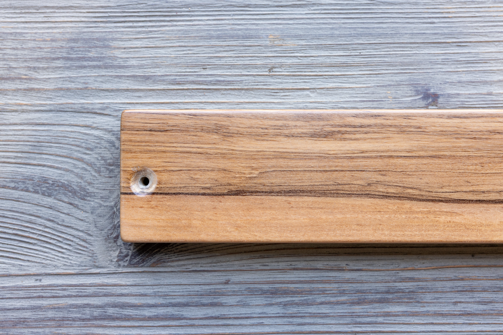 Magnetic Knife Strip: African Olive 24" Model A