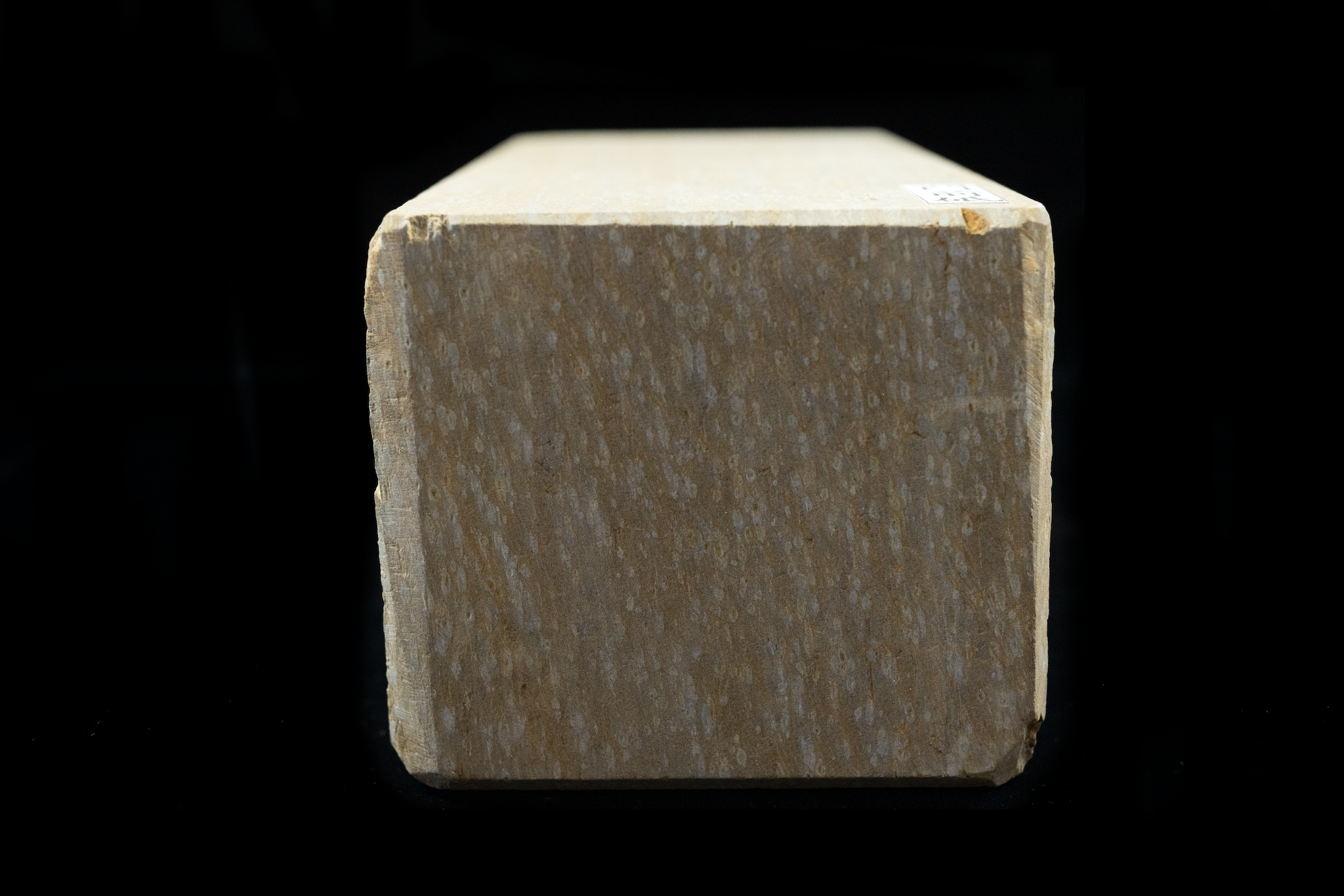 Monzento (225×105×90)