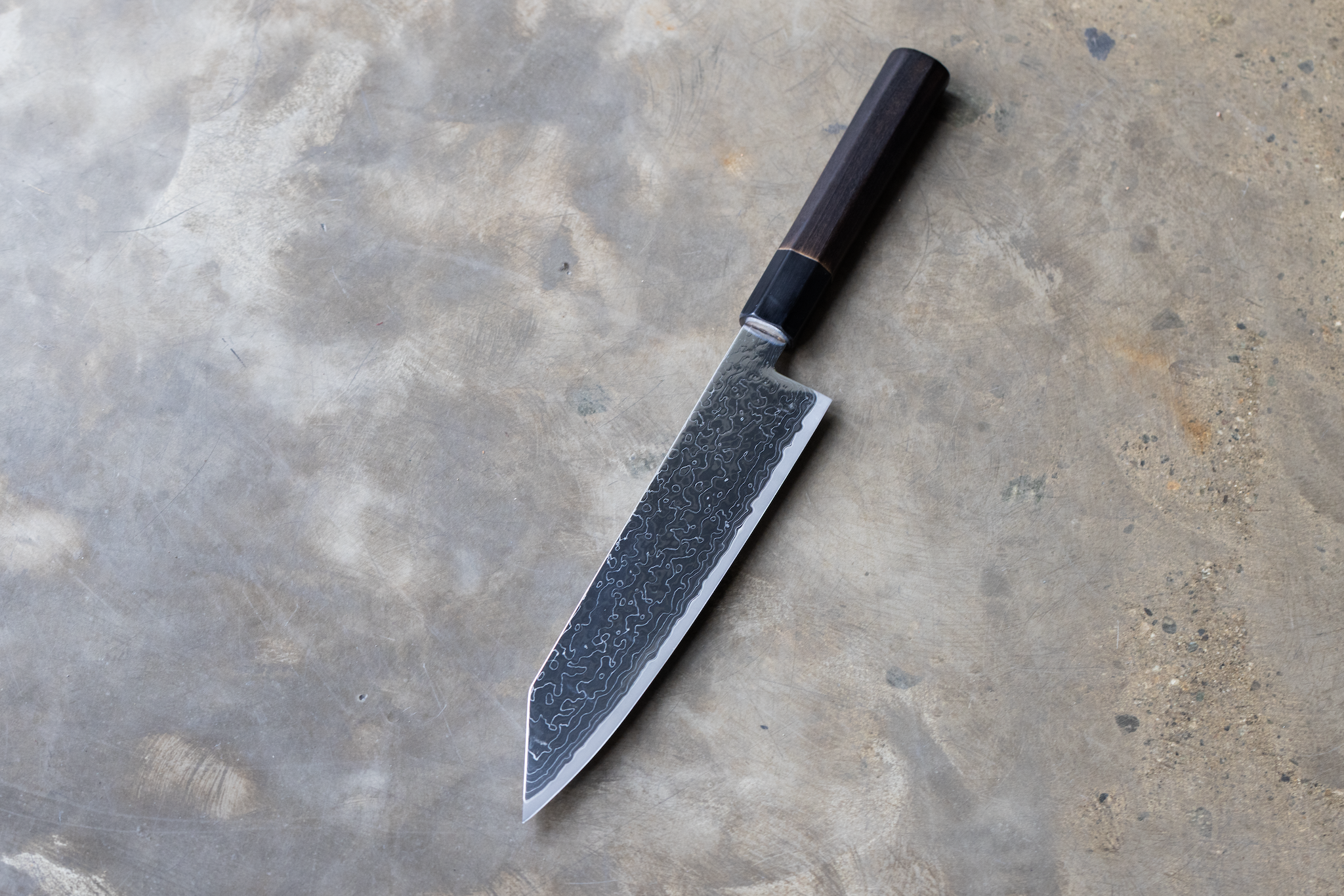 Gesshin Uraku 210mm Ginsanko Damascus Kiritsuke Wa-Gyuto (Instagram Special)