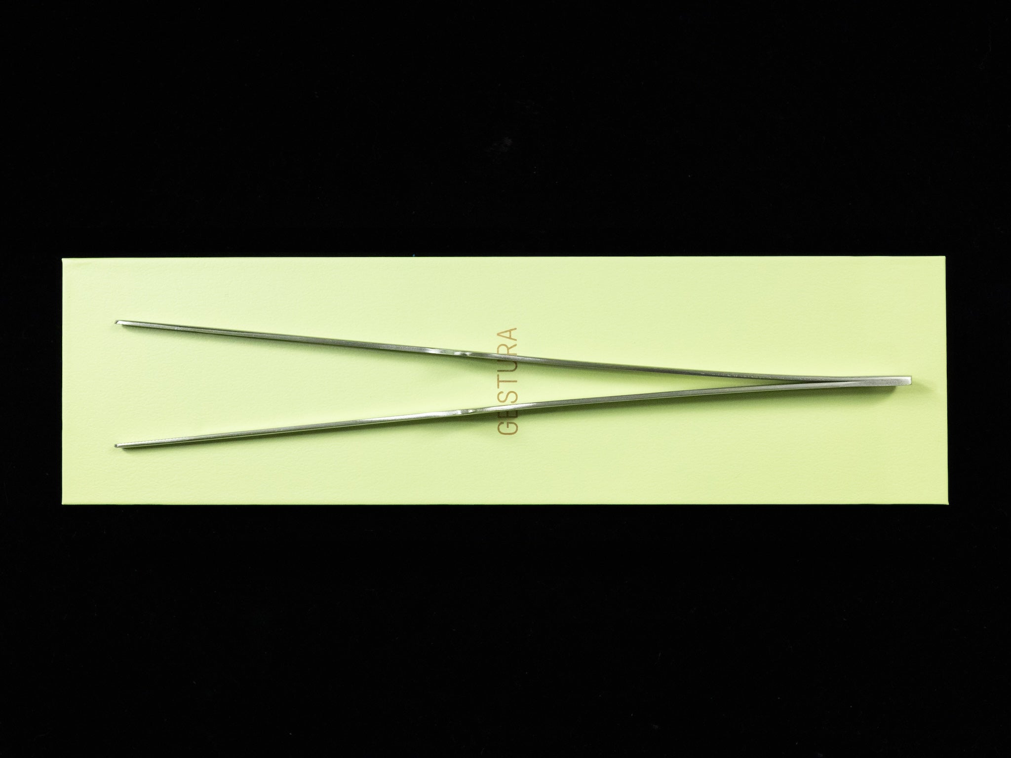 Gestura Stando Tweezer Silver