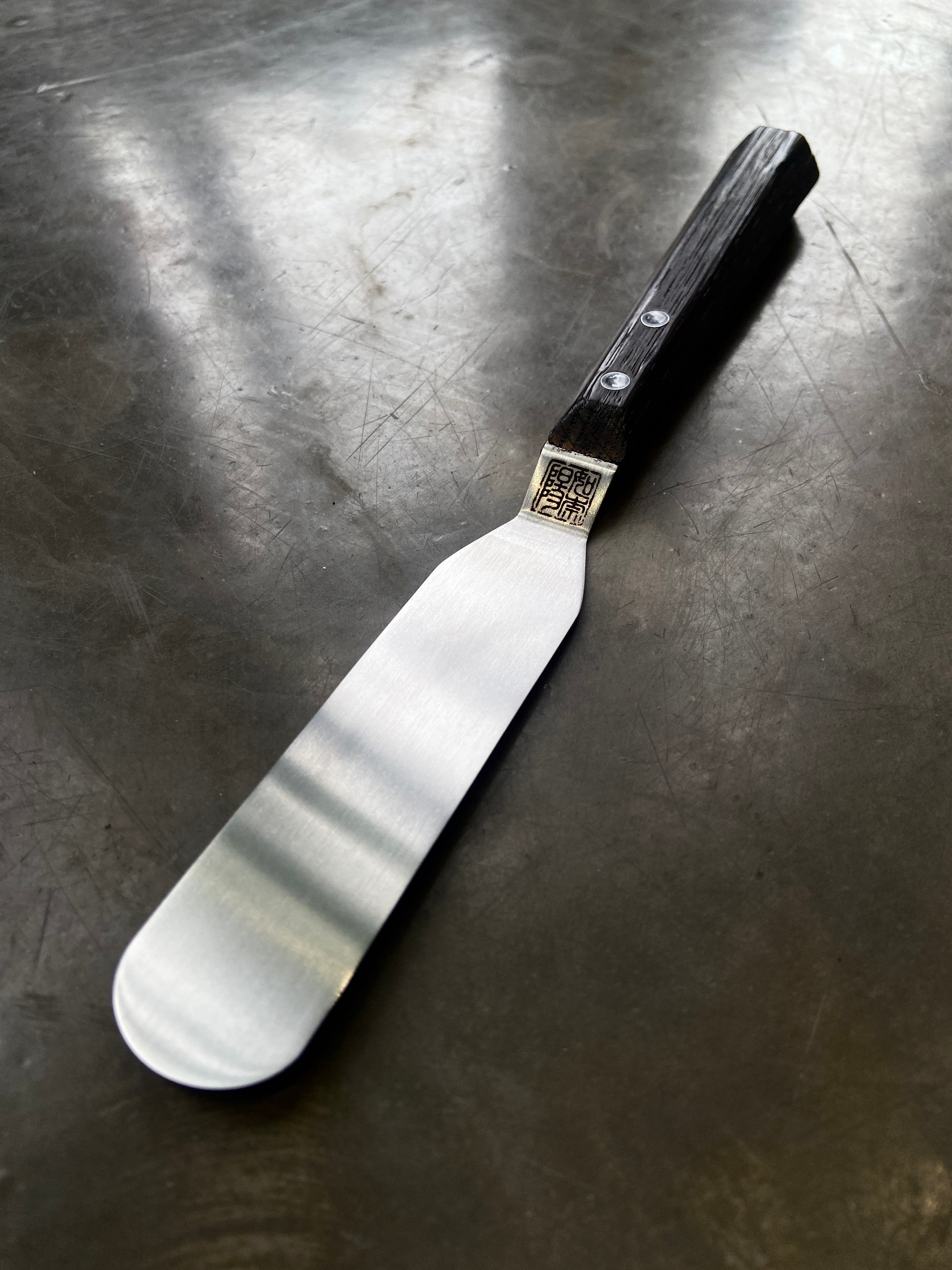 Gestura X JKI Esa Spatula