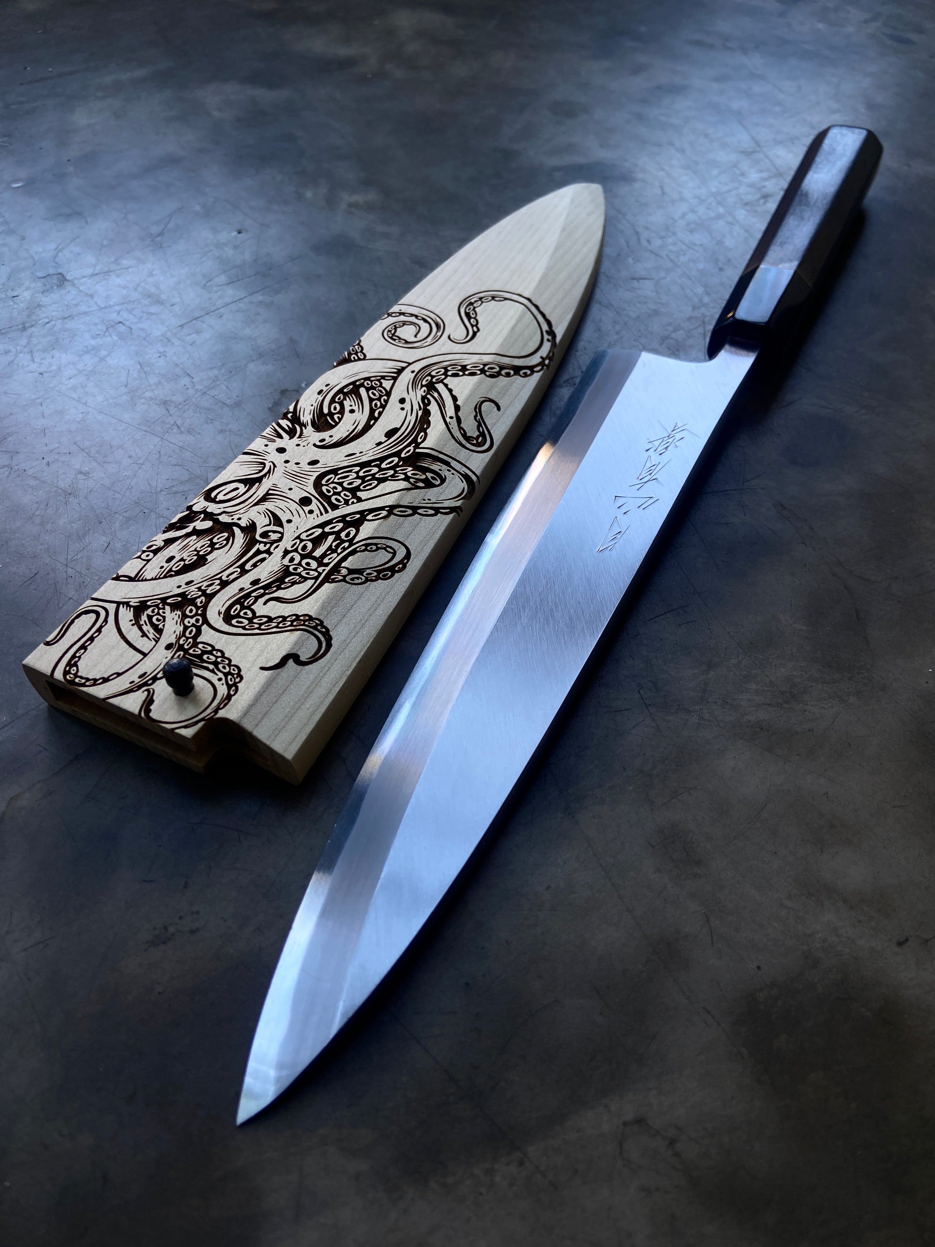 Instagram Special - Gesshin Uraku 240mm White #2 Mioroshi Deba