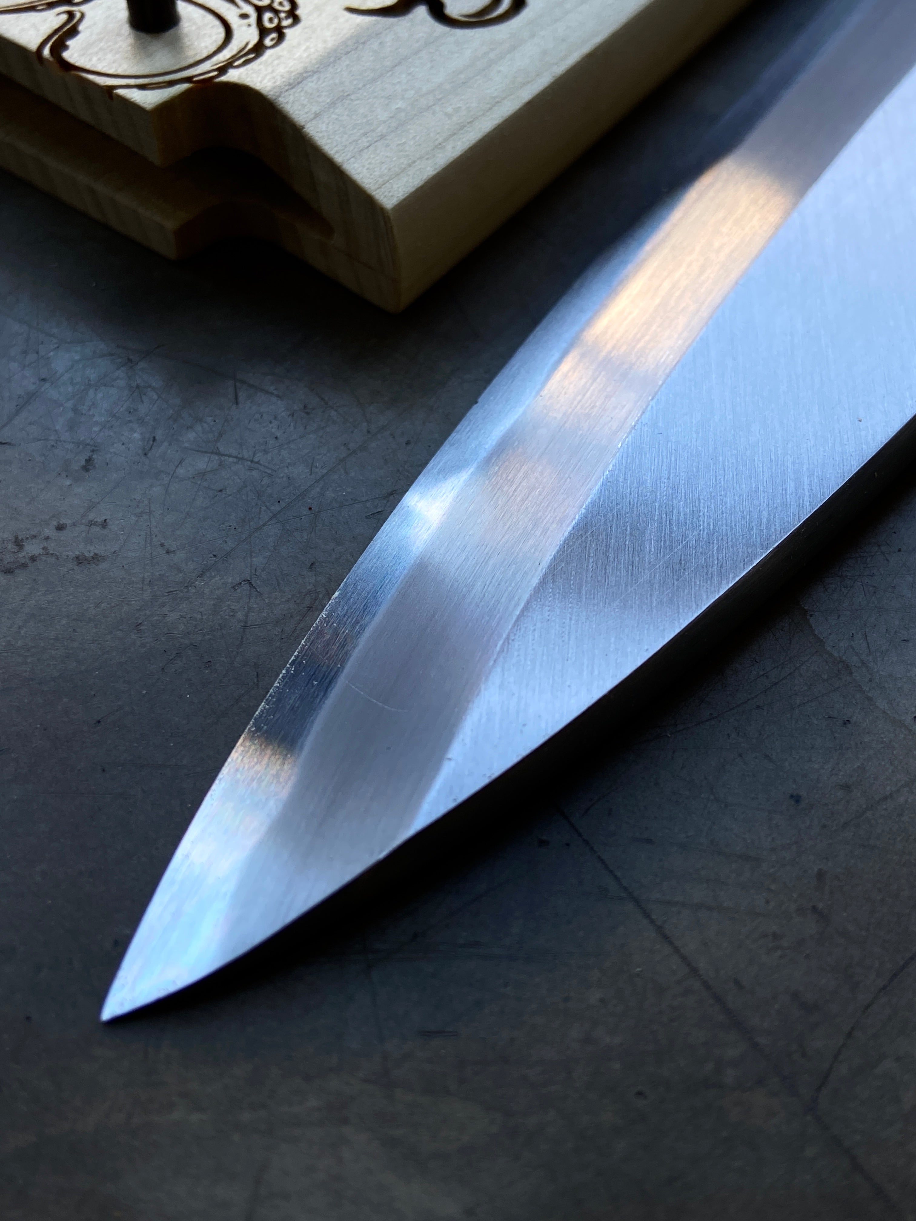 Instagram Special - Gesshin Uraku 240mm White #2 Mioroshi Deba