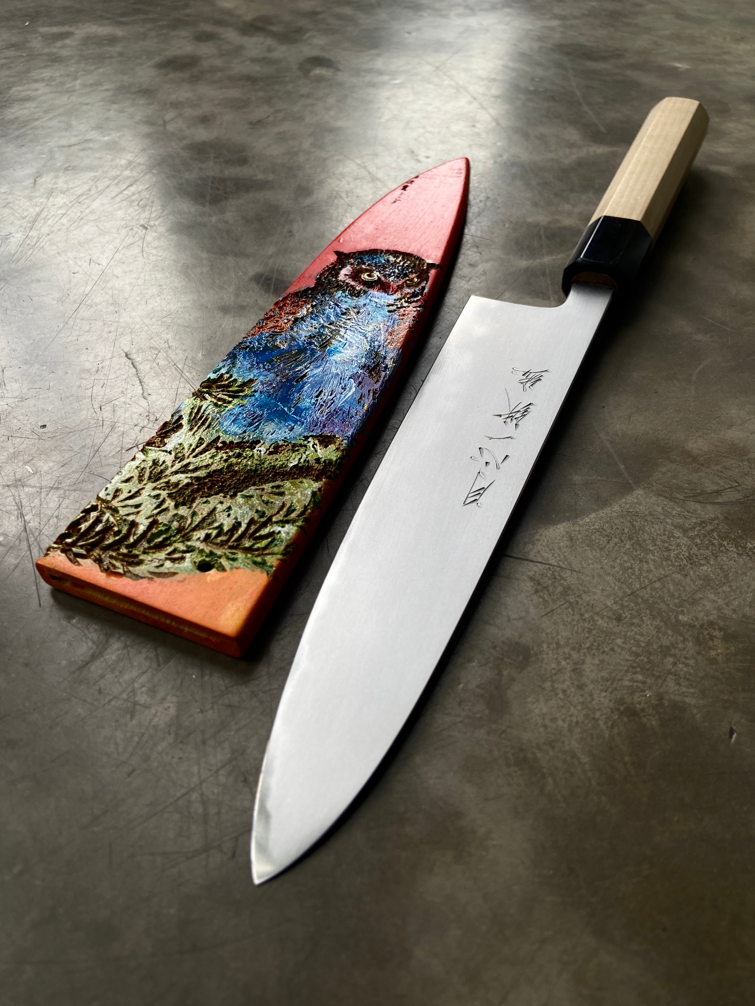 Gesshin Ittetsu 210mm White #2 Hon-Kasumi Wa-Gyuto with Hand-Painted Saya