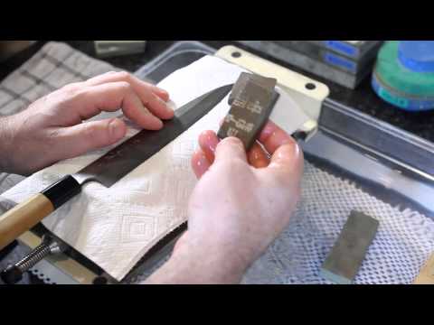 How to use rust erasers on a knife blade