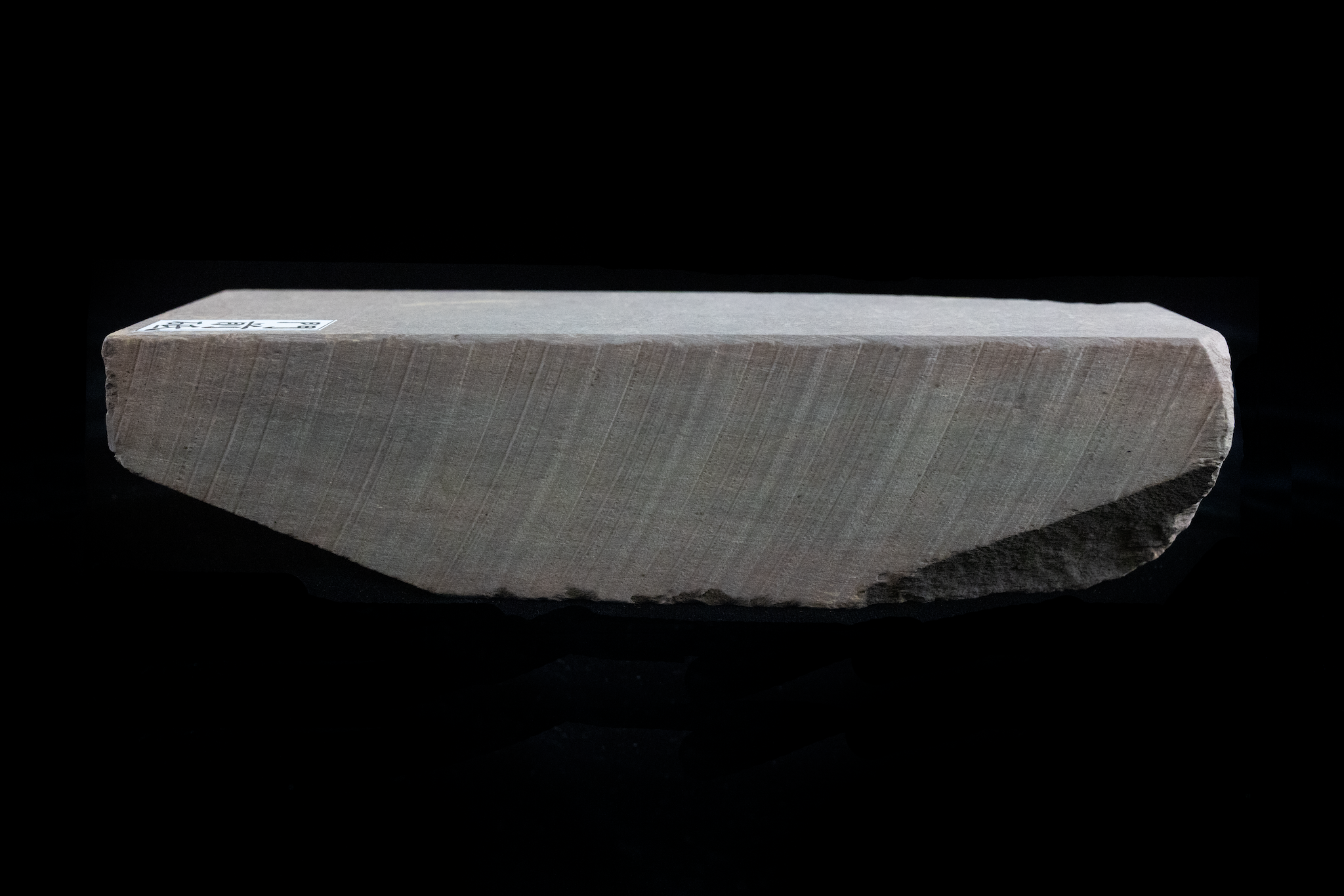 Monzento (205×70×50)