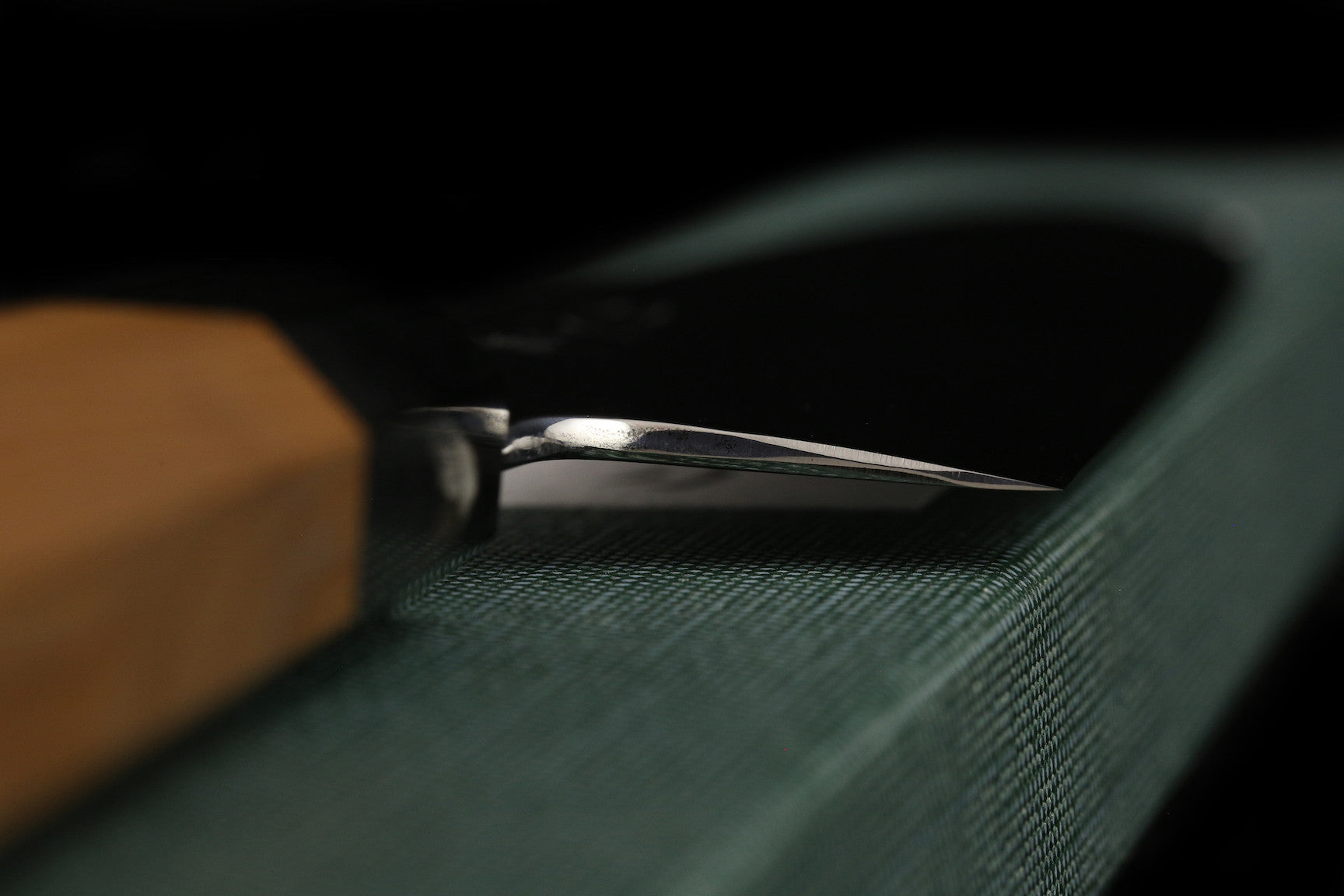 Gesshin Hide 270mm White #2 Mizu-Honyaki Wa-Gyuto in Ichii