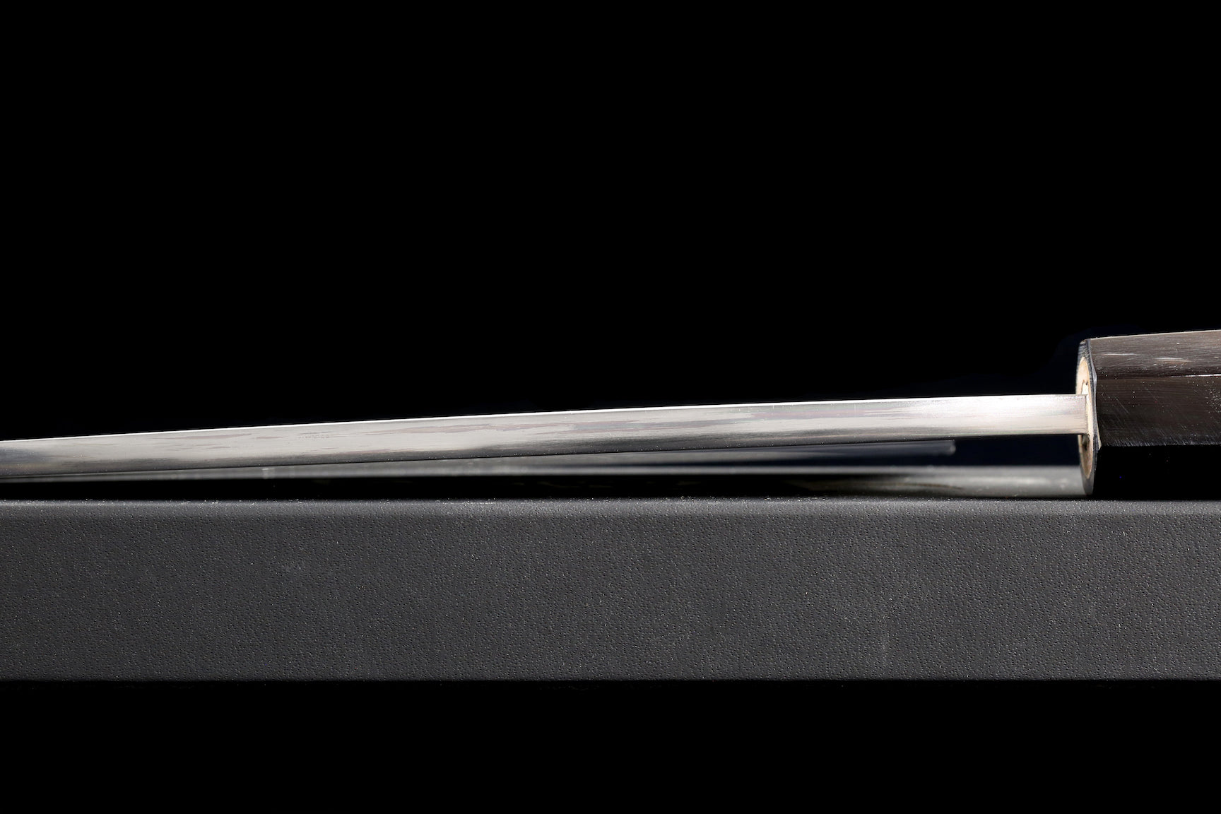 Gesshin Kagekiyo 180mm Ginsanko Deba
