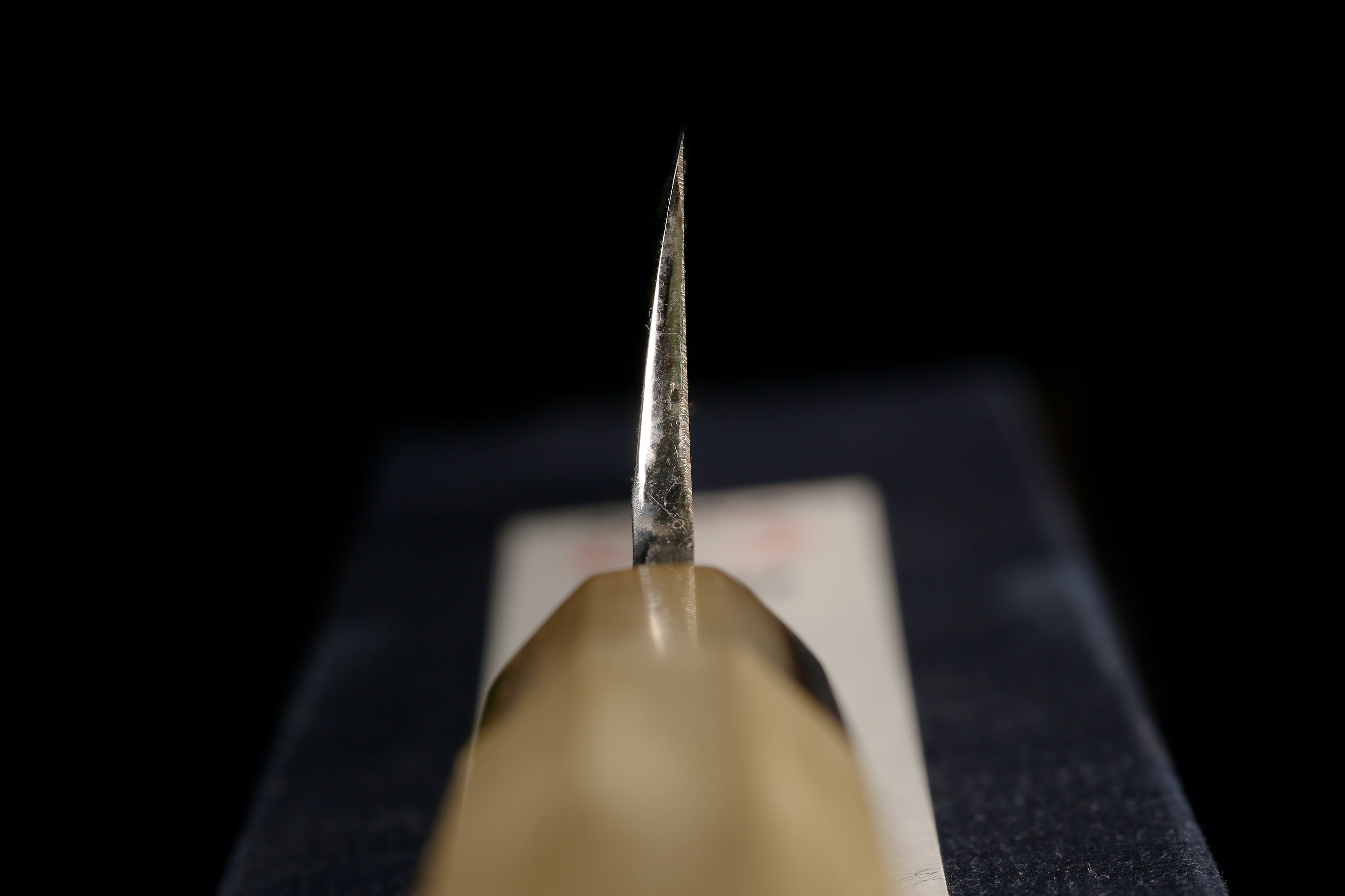 Gesshin Hide 180mm Blue #1 Hon-Kasumi Kakugata Usuba
