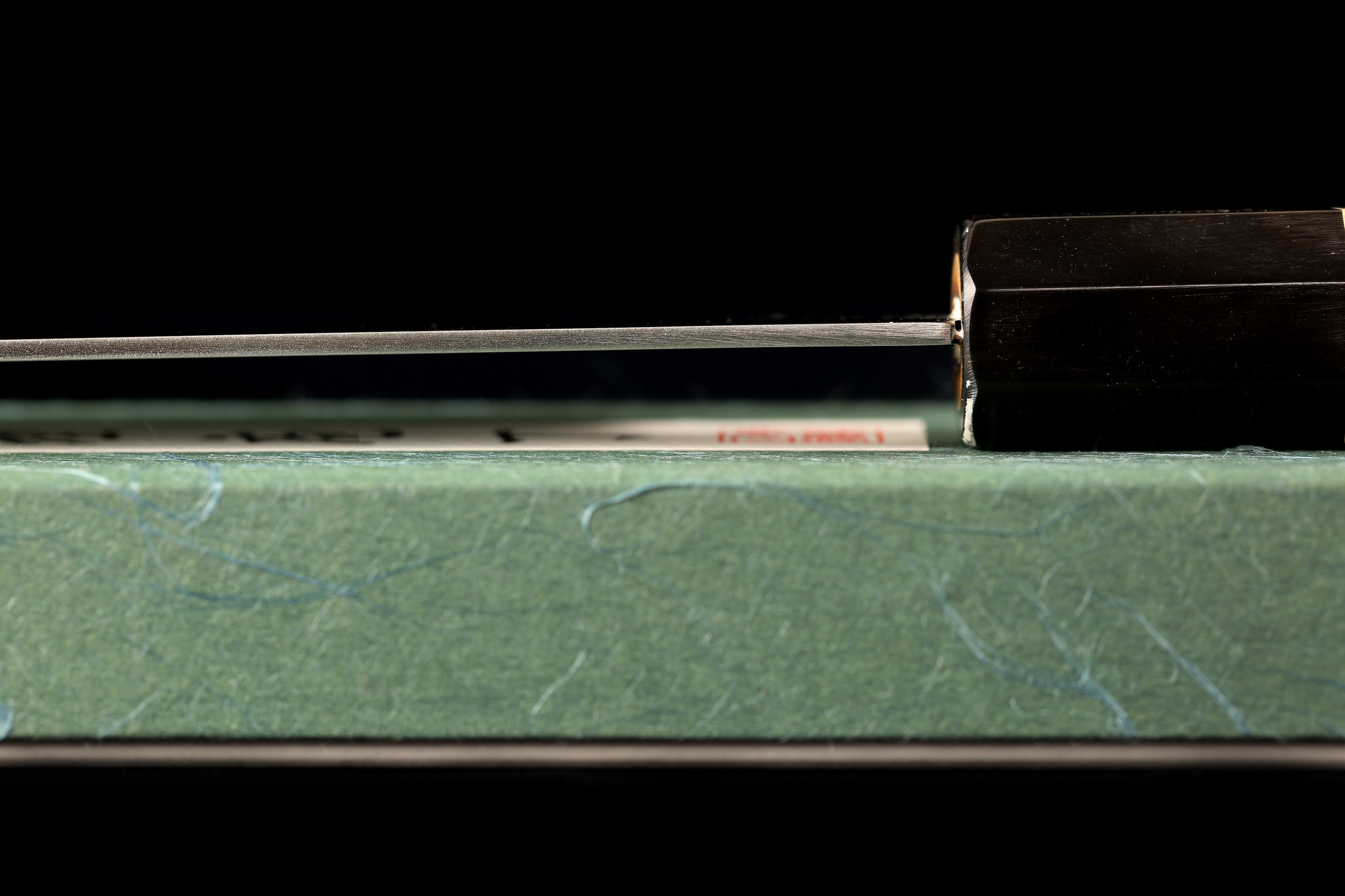 Gesshin Uraku 240mm VG1 Wa-Gyuto