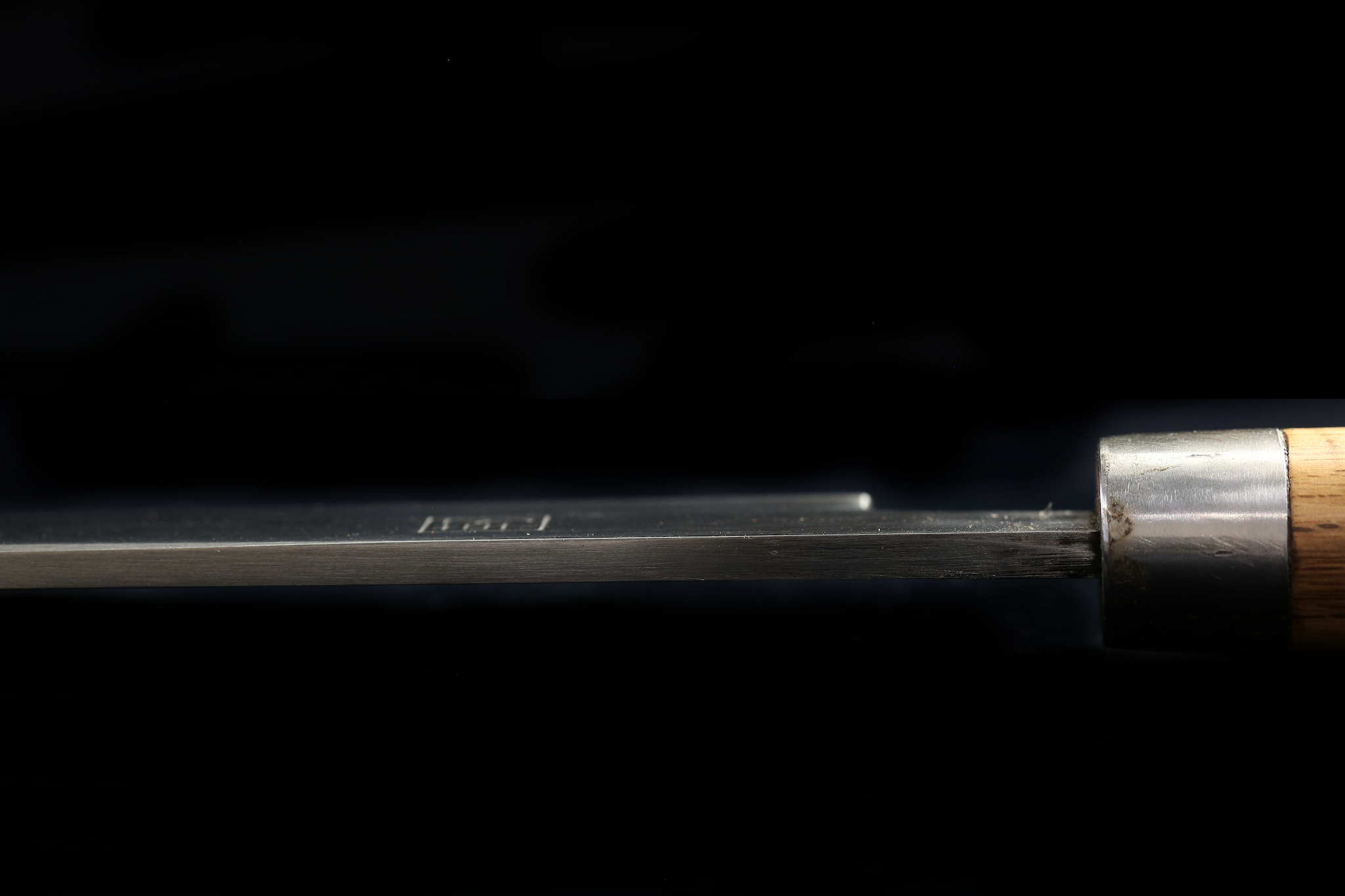 Jin 210mm High Speed Steel Mioroshi Deba with Saya MD-39