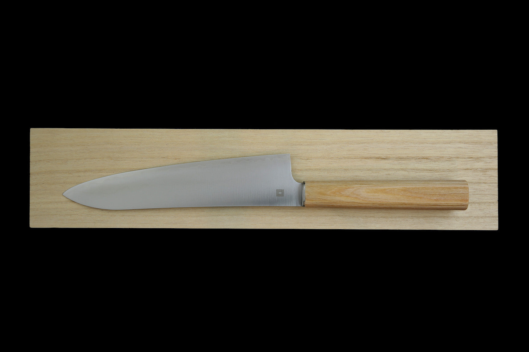 Yuri 180mm Santoku