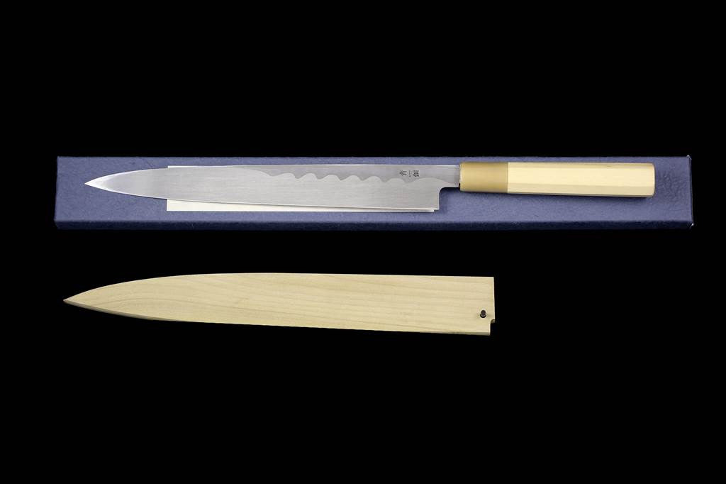 Gesshin Hide 270mm Blue #1 Hon-Kasumi Yanagiba with Engraved Momiji (Japanese Maple)