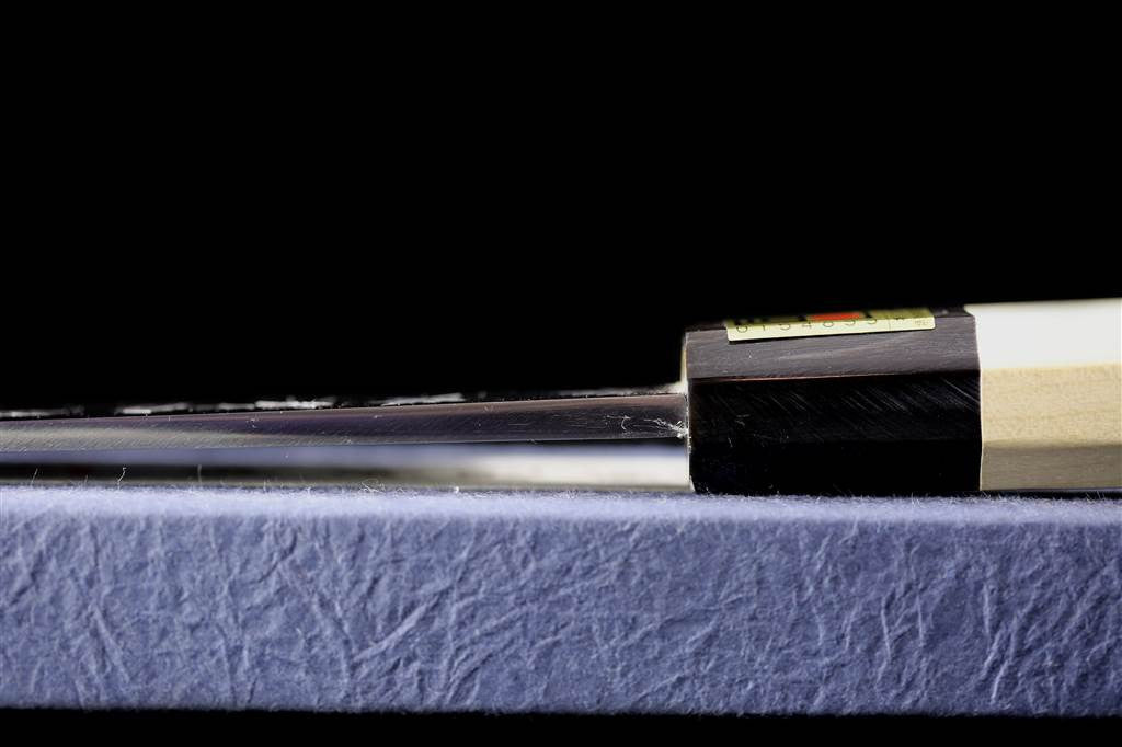 Gesshin Hide 210mm Blue #1 Hon-Kasumi Kamagata Usuba with Engraved Momiji (Japanese Maple)